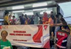Dirikan-Dapur-Lapangan,-Polri-Bagikan-500-Porsi-Makanan-untuk-Korban-Bajir-Rawajati