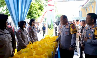 Polda-Jatim-Gelar-Gerakan-Pangan-Murah-Serentak-Jelang-Idulfitri