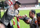 Kapolda-Jatim-Pimpin-Upacara-Kenaikan-Pangkat-3.057-Personel