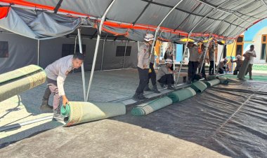 Brimob-Hadir-di-Tengah-Pemulihan,-Bantu-Fasilitas-Ibadah-dan-Pendidikan-Pascagempa